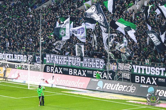 Borussia Mönchengladbach vs FC Augsburg (4-2)