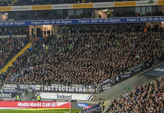 Eintracht Frankfurt vs Borussia Mönchengladbach (2-0)
