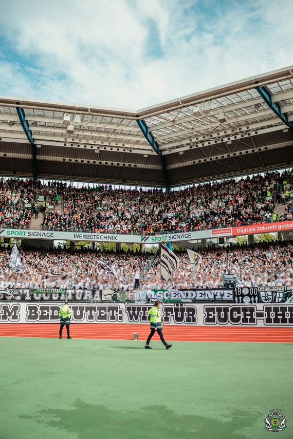 1. FC Nürnberg vs Borussia Mönchengladbach (0-4)