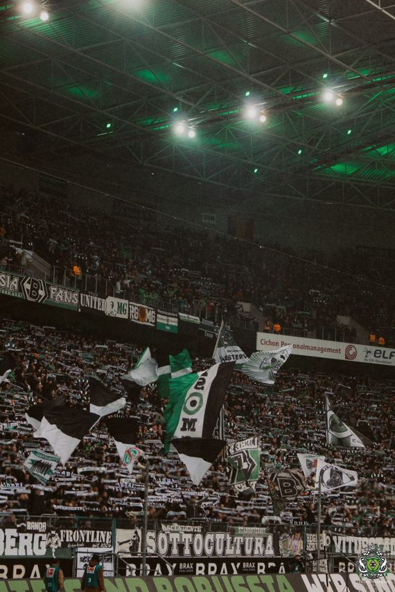 Borussia Mönchengladbach vs FC Augsburg (5-1)