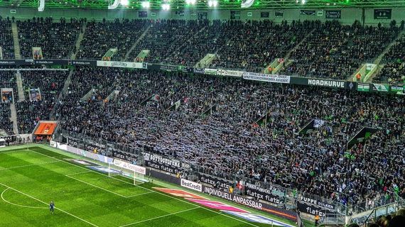 Borussia Mönchengladbach vs SpVgg Fürth (4-0)