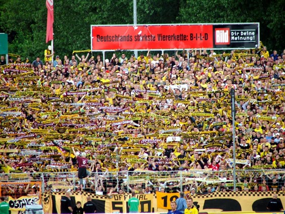 Dynamo Dresden vs FC Rot-Weiß Erfurt (2-1)