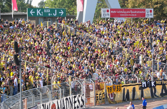 Dynamo Dresden vs Borussia Dortmund II (2-1)