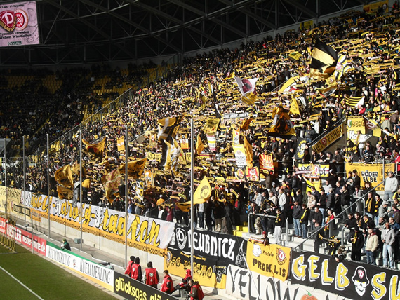 Dynamo Dresden vs SV Wehen Wiesbaden (3-0)