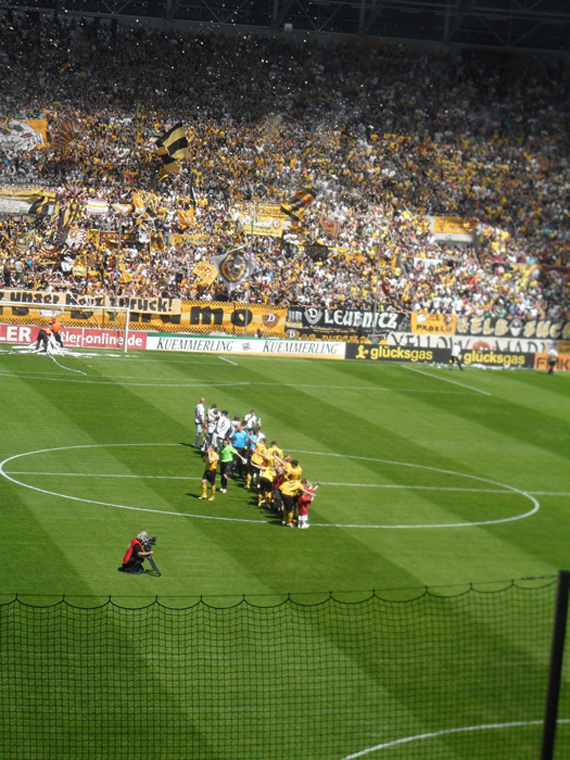 Dynamo Dresden vs Wacker Burghausen (2-0)