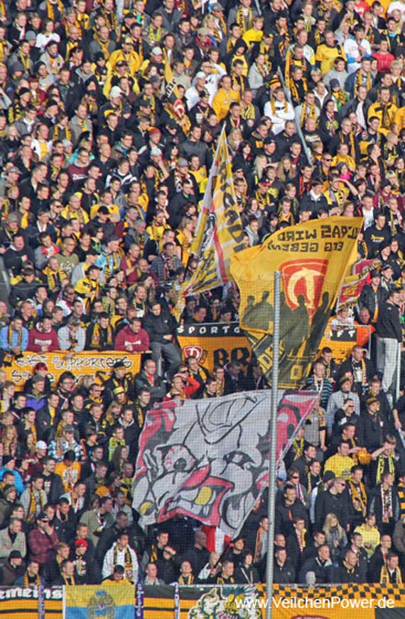 Dynamo Dresden vs FC Erzgebirge Aue (1-2)