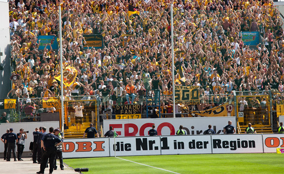 SpVgg Fürth vs Dynamo Dresden (1-0)