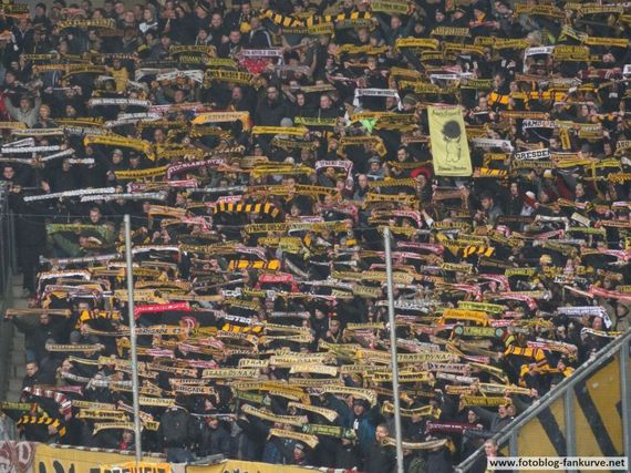 MSV Duisburg vs Dynamo Dresden (2-0)