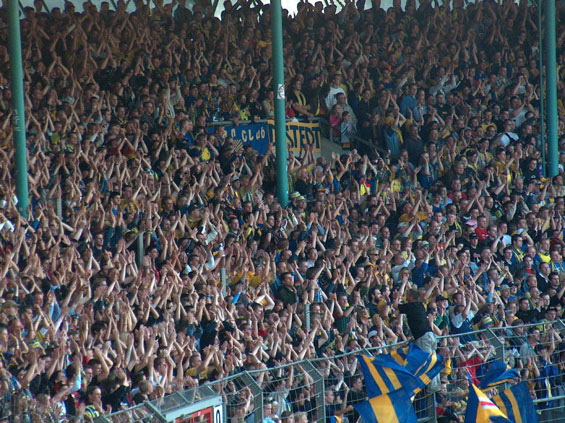 Eintracht Braunschweig vs Offenbacher FC Kickers (2-0)