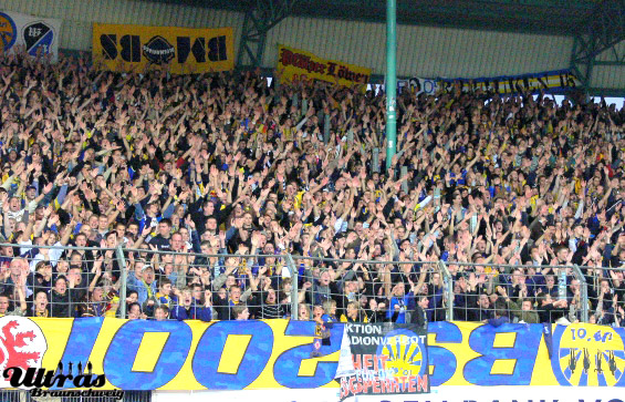 Eintracht Braunschweig vs TSV 1860 München (2-0)