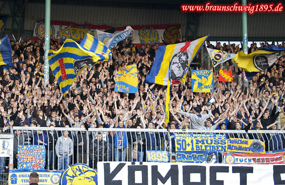Eintracht Braunschweig vs SV Wehen Wiesbaden (3-1)