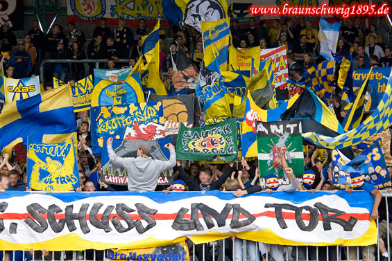 Eintracht Braunschweig vs FC Ingolstadt 04 (2-1)