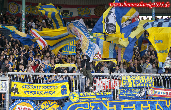 Eintracht Braunschweig vs SpVgg Unterhaching (3-0)