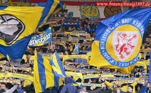 Eintracht Braunschweig vs SSV Jahn Regensburg (2-0)