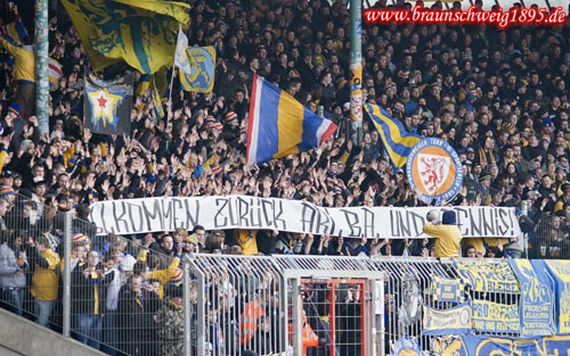 Eintracht Braunschweig vs VfR Aalen (2-0)