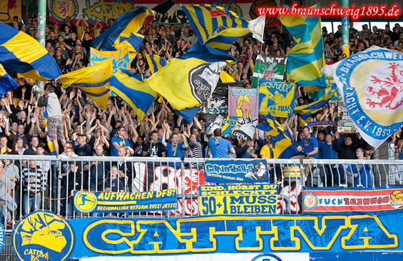 Eintracht Braunschweig vs FC Rot-Weiß Erfurt (4-0)