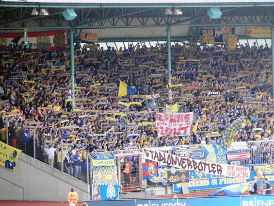 Eintracht Braunschweig vs Eintracht Frankfurt (0-3)