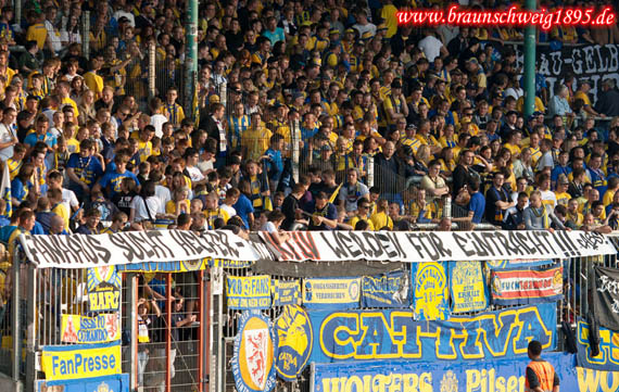 Eintracht Braunschweig vs SC Paderborn (2-1)