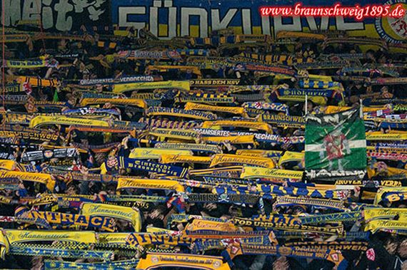 Eintracht Braunschweig vs Borussia Dortmund (1-2)