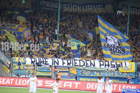 Eintracht Braunschweig vs VfL Bochum (1-2)