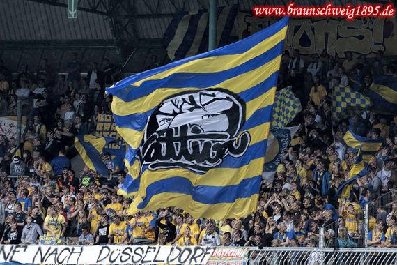 Eintracht Braunschweig vs FC Sevilla (1-2)