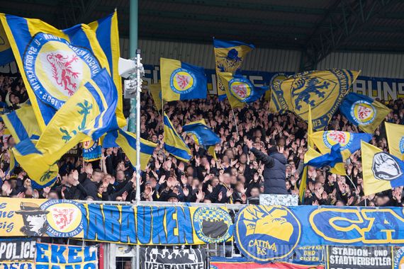 Eintracht Braunschweig vs FC St. Pauli (1-2)