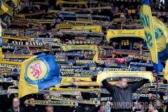 Eintracht Braunschweig vs SSV Jahn Regensburg (2-1)