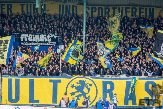Eintracht Braunschweig vs SpVgg Unterhaching (1-0)