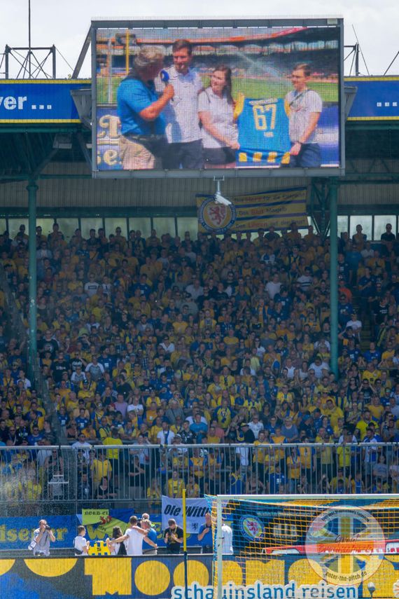 Eintracht Braunschweig vs TSV 1860 München (2-1)