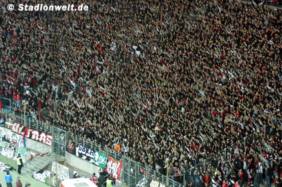 Eintracht Frankfurt vs DSC Arminia Bielefeld (1-0)