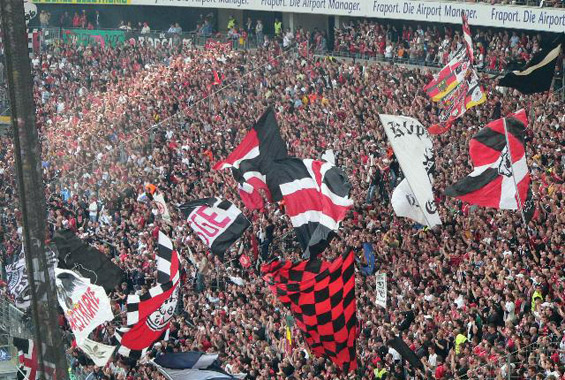 Eintracht Frankfurt vs Hamburger SV (2-2)