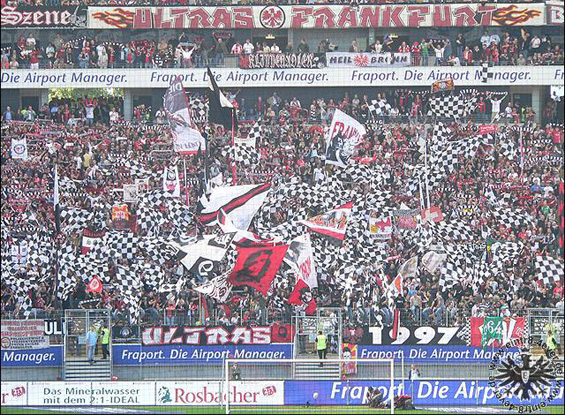 Eintracht Frankfurt vs Hamburger SV (2-1)