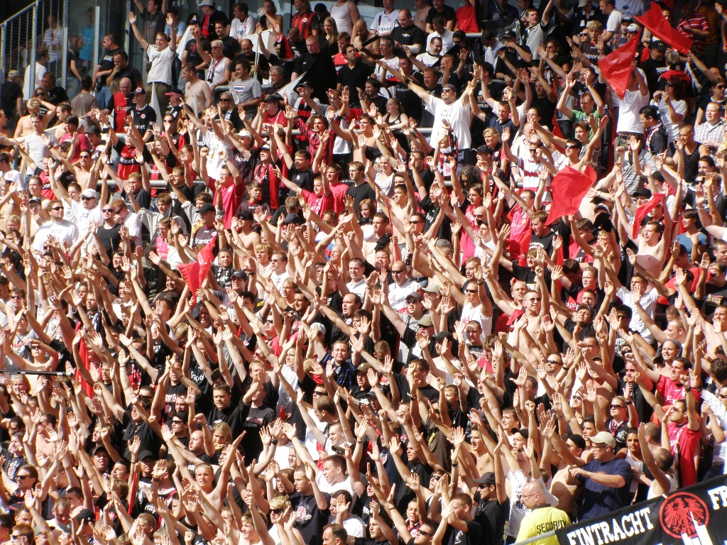 1. FC Köln vs Eintracht Frankfurt (0-0)