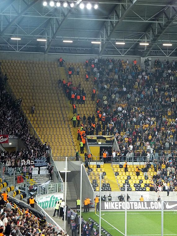 Dynamo Dresden vs Eintracht Frankfurt (1-4)