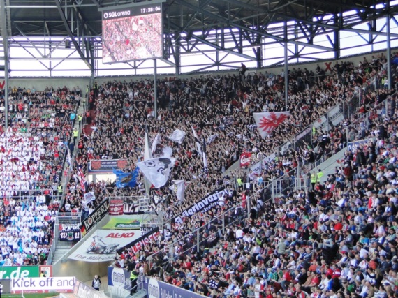 FC Augsburg vs Eintracht Frankfurt (2-0)