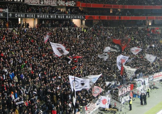 Eintracht Frankfurt vs Apoel Nikosia (2-0)