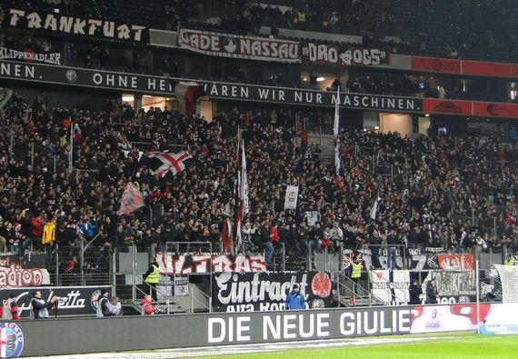 Eintracht Frankfurt vs FC Augsburg (1-1)