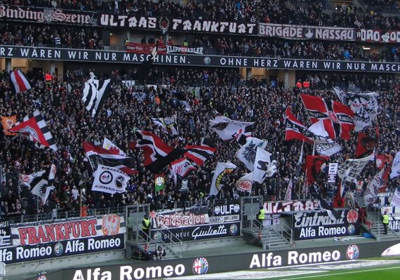 Eintracht Frankfurt vs VfB Stuttgart (2-1)