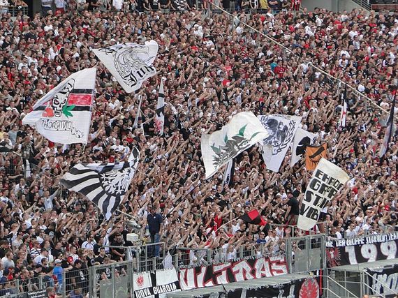 Eintracht Frankfurt vs FC Augsburg (1-1)