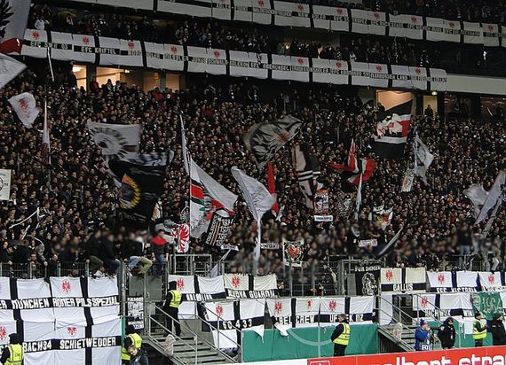 Eintracht Frankfurt vs DSC Arminia Bielefeld (1-0)