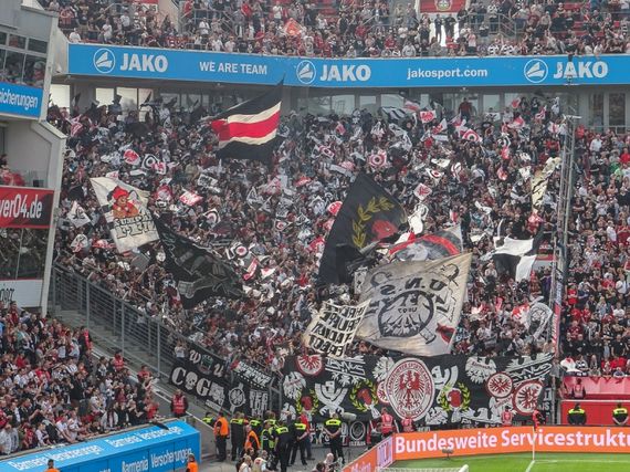 Bayer 04 Leverkusen vs Eintracht Frankfurt (4-1)
