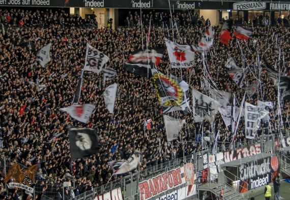Eintracht Frankfurt vs VfL Wolfsburg (1-2)