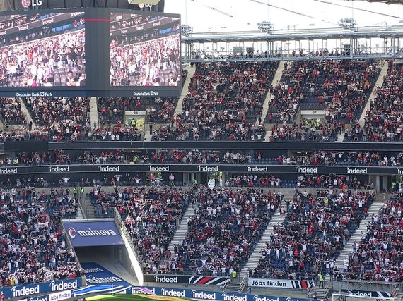 Eintracht Frankfurt vs 1. FC Köln (1-1)