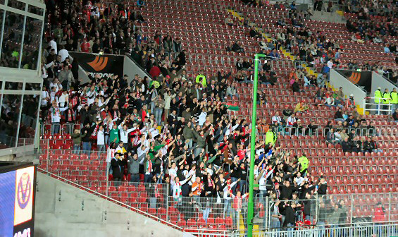 1. FC Kaiserslautern vs FC Augsburg (0-0)