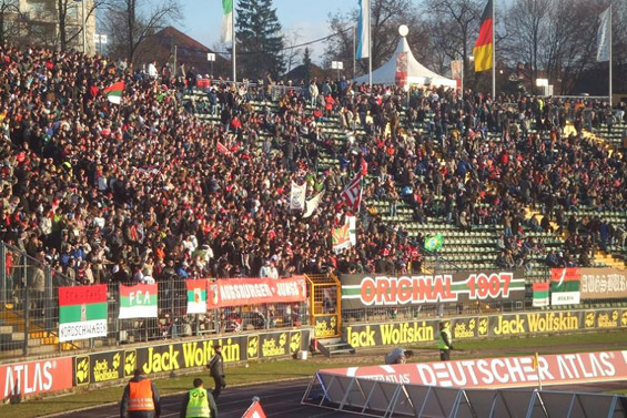 FC Augsburg vs Eintracht Braunschweig (0-0)