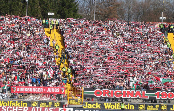 FC Augsburg vs FC Erzgebirge Aue (3-0)
