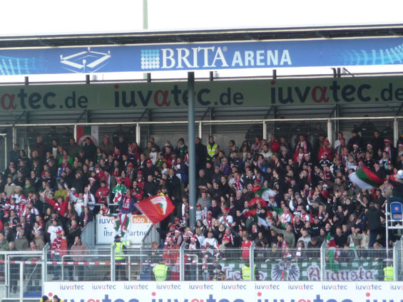 SV Wehen Wiesbaden vs FC Augsburg (1-2)