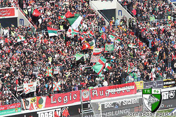 FC Augsburg vs SC Paderborn (3-0)