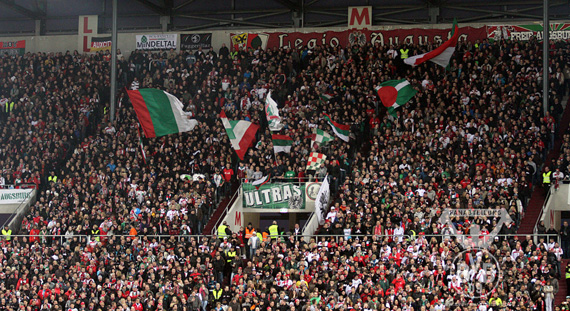FC Augsburg vs Borussia Dortmund (0-0)