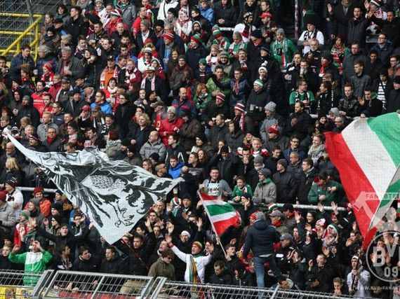 Borussia Dortmund vs FC Augsburg (2-2)